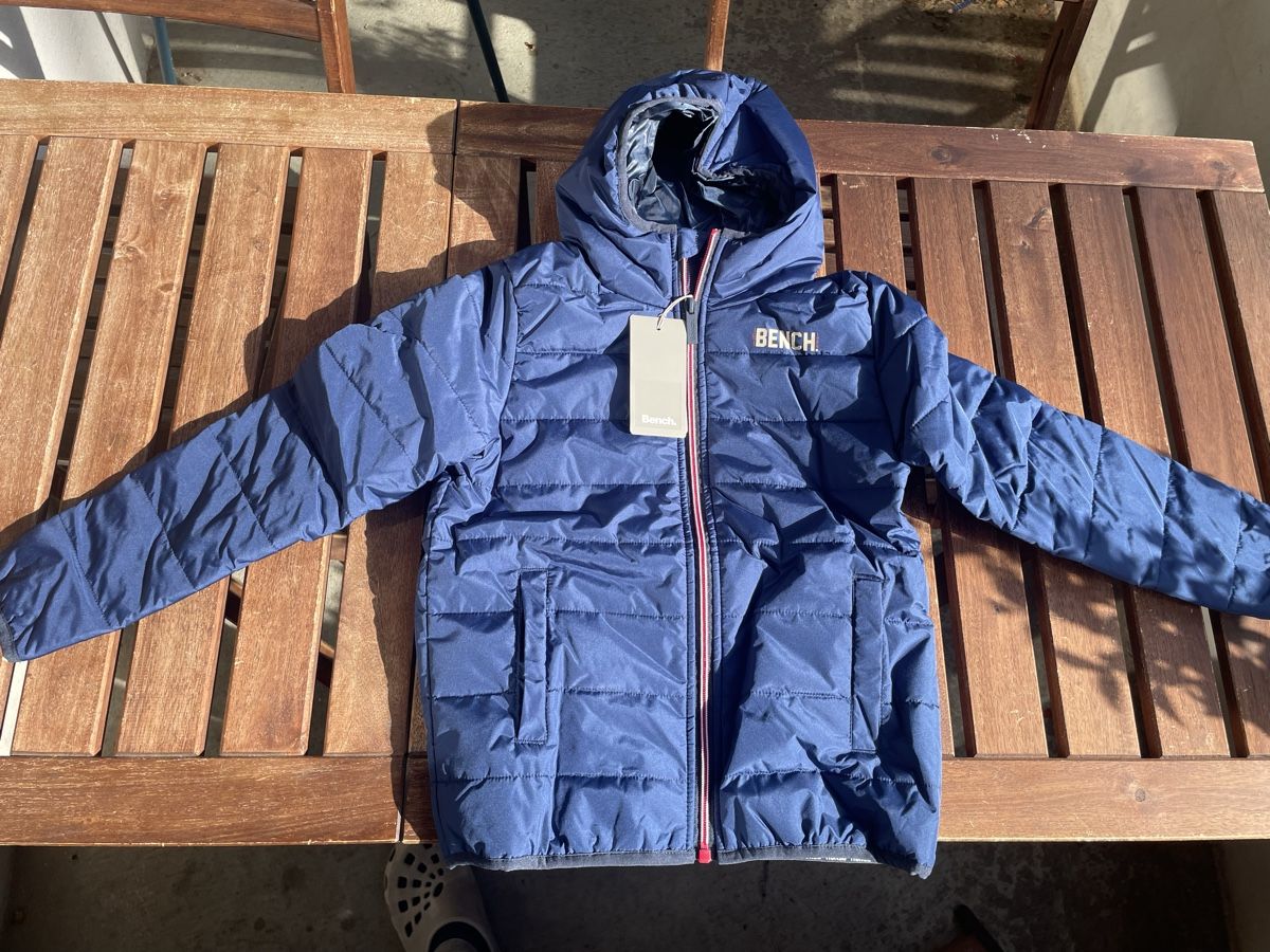 Bench Giacche & Cappotti: Bench Winterjacke Kinder Gr. 7-8y, Neu & originalverpackt – Nuovo e nell'imballaggio originale da Bern venduto da brup 2