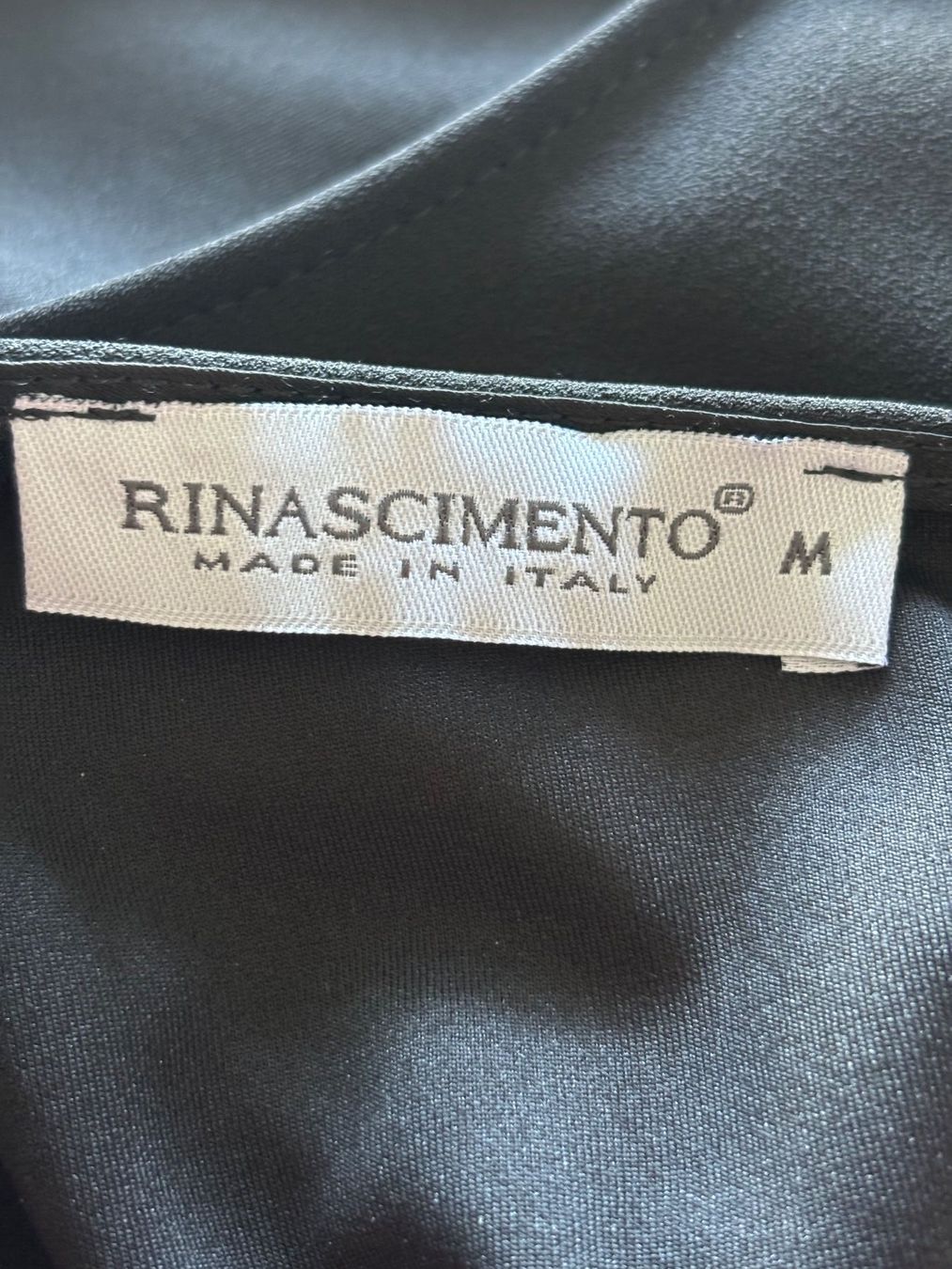 Vestiti: Anliegendes Kleid von Rinascimento – Usato da Dübendorf venduto da mon_p98h 5