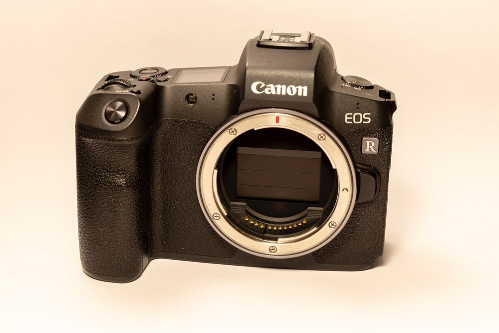 Canon EOS R Body Top Zustand OVP (Gebraucht) in Aarau für CHF 659 – mit ...