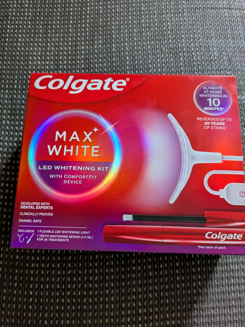 Cura dei denti: Colgate Max White LED Whitening Kit – Usato da winterthur venduto da dsy_grj8