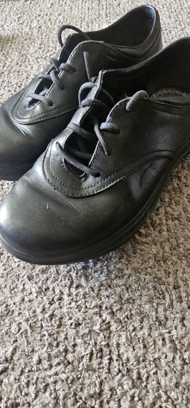 Kybun Scarpe da donna: Kybun Kyboot Schuh – Usato da Riedikon venduto da Winter21. 1