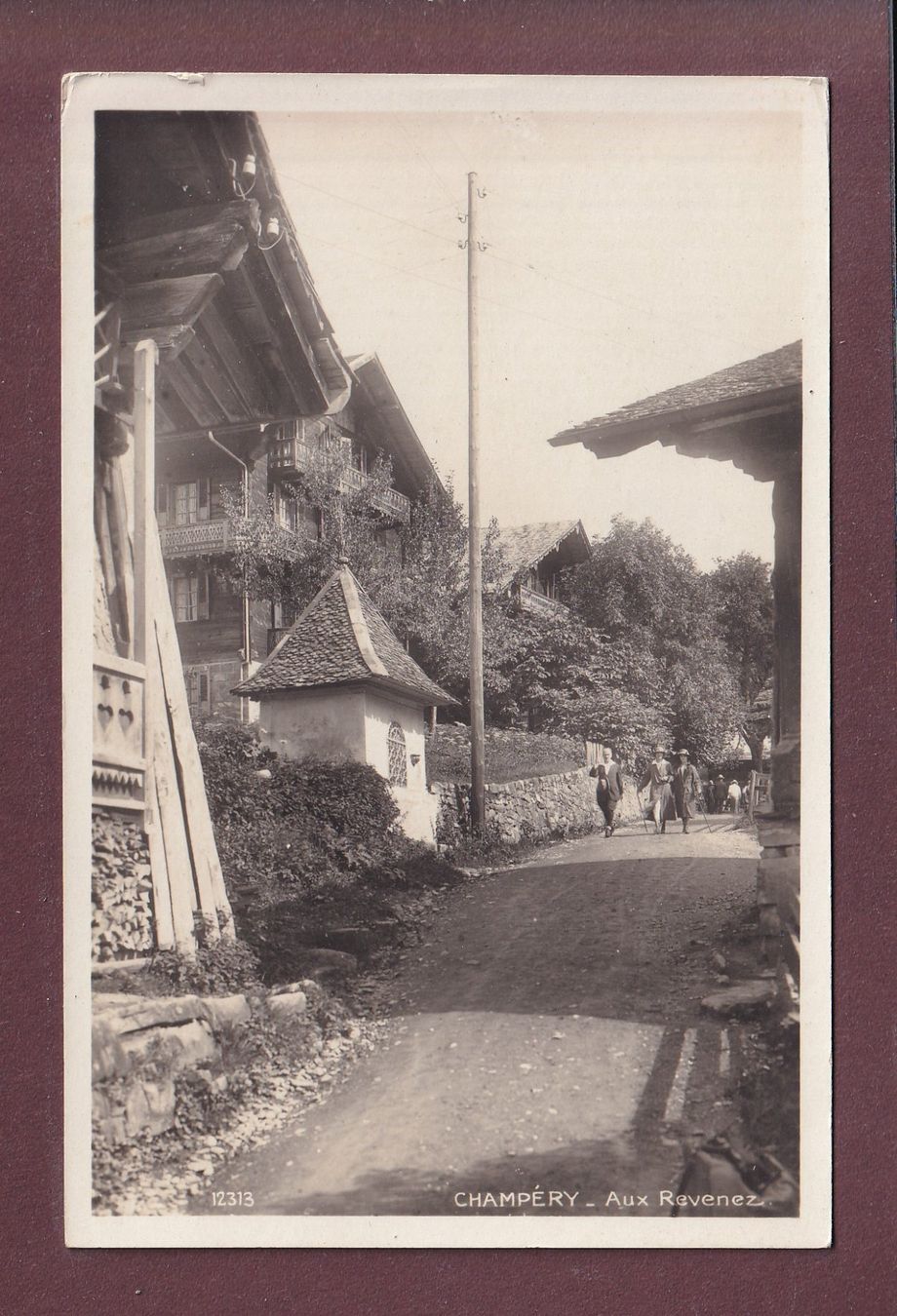Cartes postales: CHAMPERY - Aux Revenez – D'occasion à Pully par nicecards