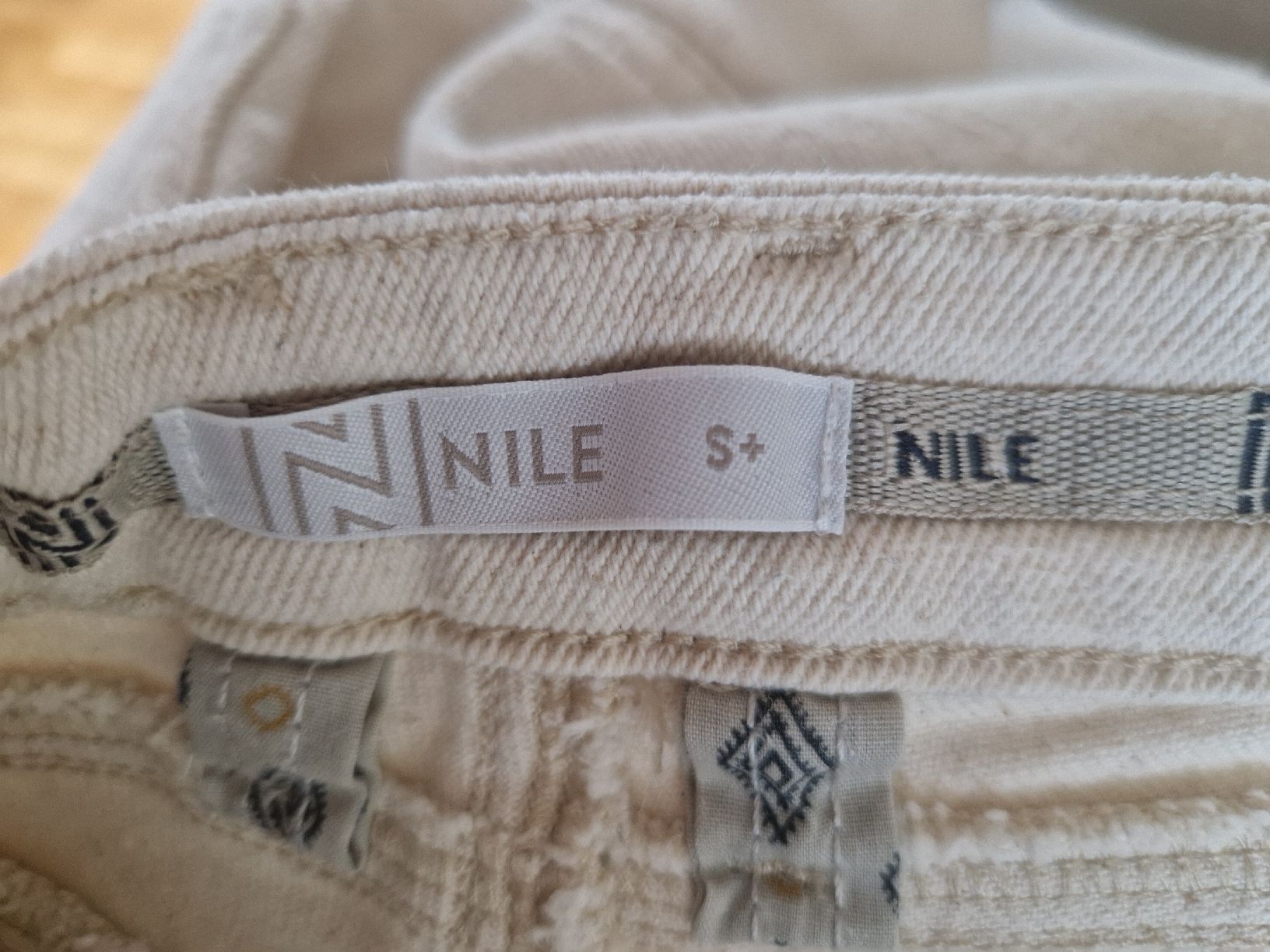 Nile Jeans: Nile Taperet-Jeans, Damen, Gr. S+ – Usato da Kloten venduto da somsing 7