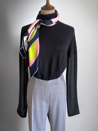 SUIT Damen Rollkragenpullover mit transparenten Ärmeln M NEU