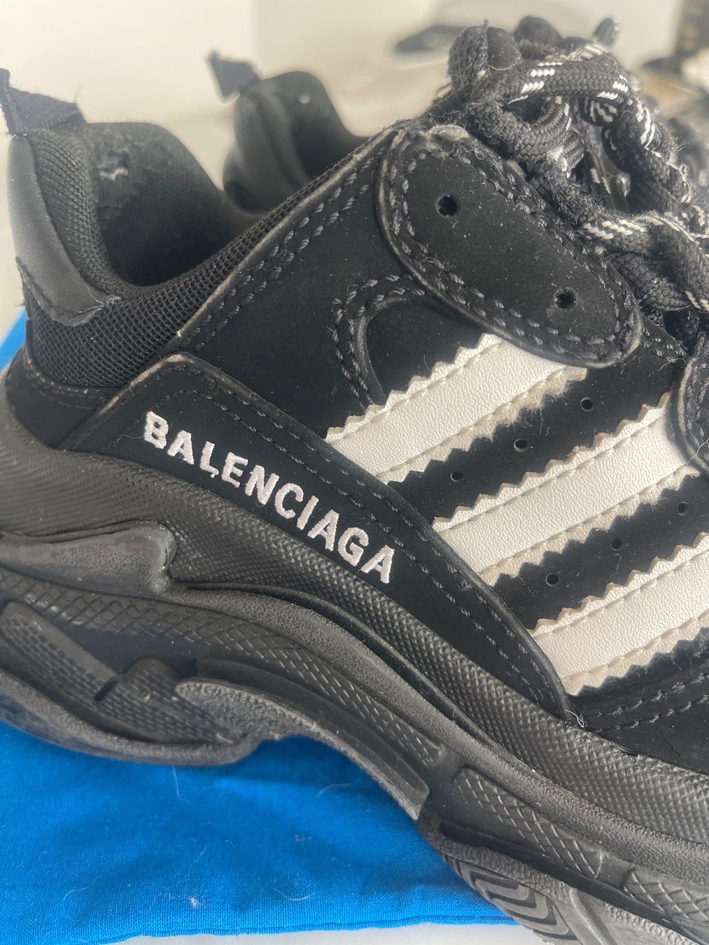 Balenciaga Chaussures garçon: Balenciaga kids 35 – D'occasion à Agra par Milena_L 2