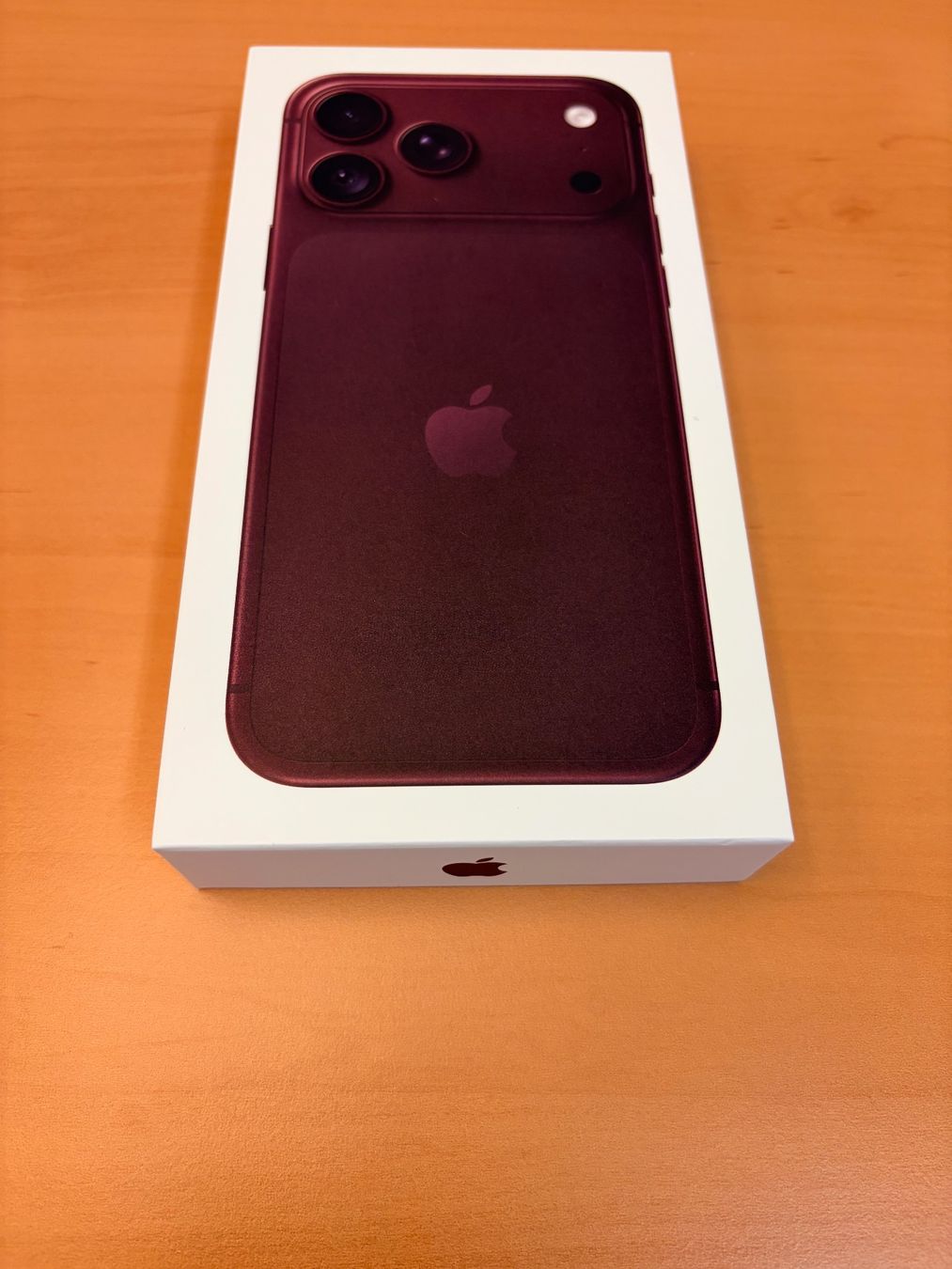 Apple Telefoni cellulari / Smartphones: iPhone 18 Pro Max - jetzt verfügbar! – Nuovo e nell'imballaggio originale da Muttenz venduto da Johnny_Wishbone69