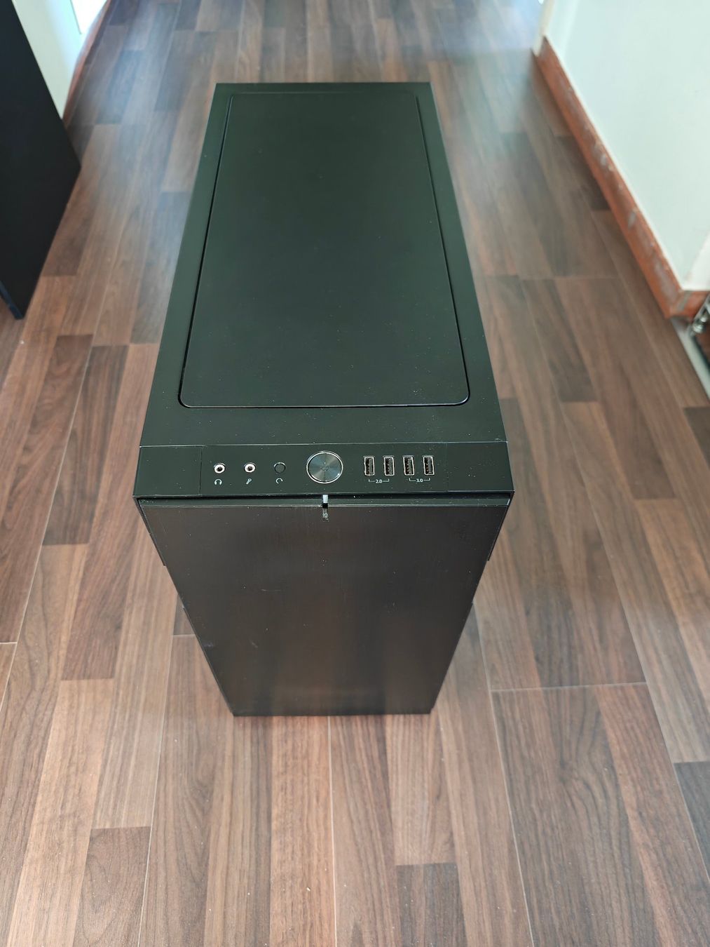 Fractal Custodie: Fractal Define R6 Black – Usato da Schlieren venduto da giu01
