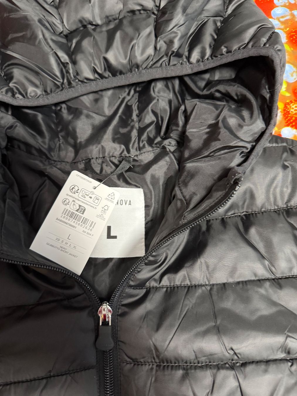 Giacche: Schwarze  Jacke mit Kapuze, Gr. L - Neu – Nuovo e nell'imballaggio originale da Cugnasco venduto da tizianaq 7