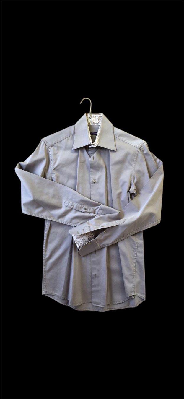 Camicie: Chemise homme – Usato da Dotzigen venduto da SecondHandGems