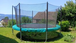 Trampolin 5m breit
