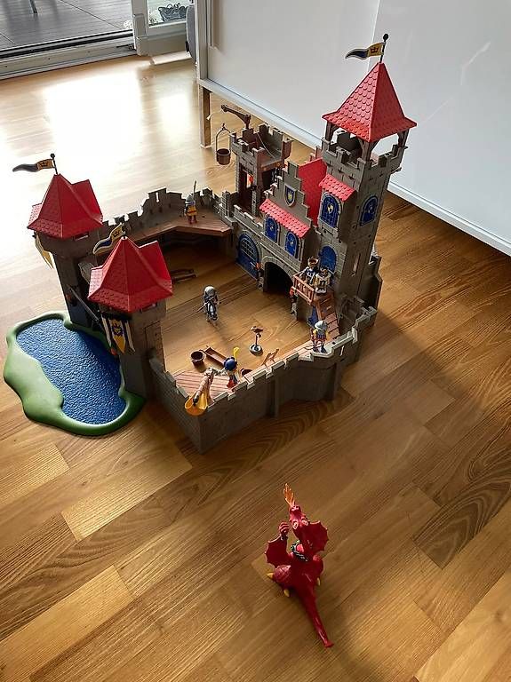 Playmobil Spielzeuge: PlayMobil Ritterburg – Gebraucht aus Winterthur von ric_lc8t 1