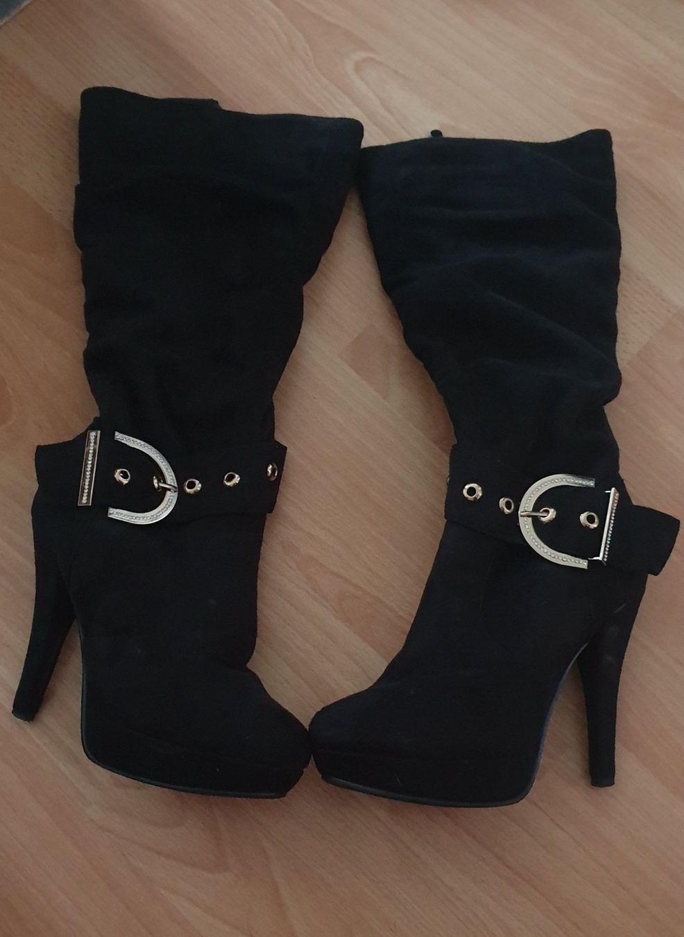 Damenschuhe: Stiefel gr. 38 – Gebraucht aus Pfäffikon SZ von Milu88
