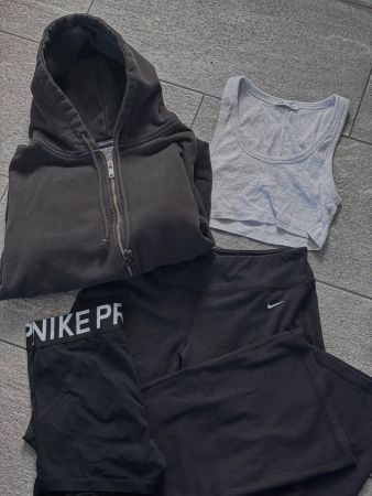 Nike 2000er active wear set