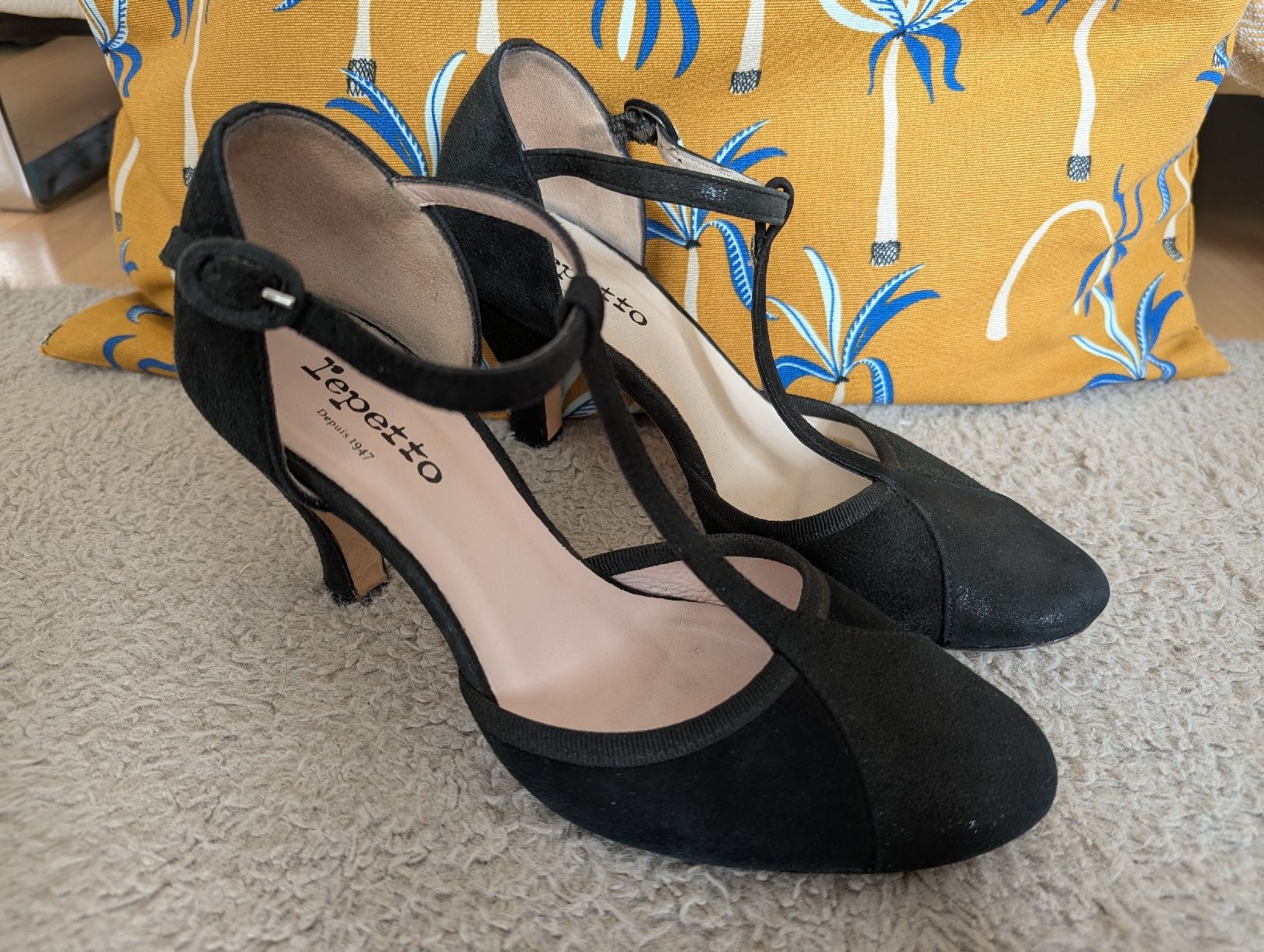 Repetto Damenschuhe: sublimes Repetto 37 – Gebraucht aus Montreux von dem_gyt9