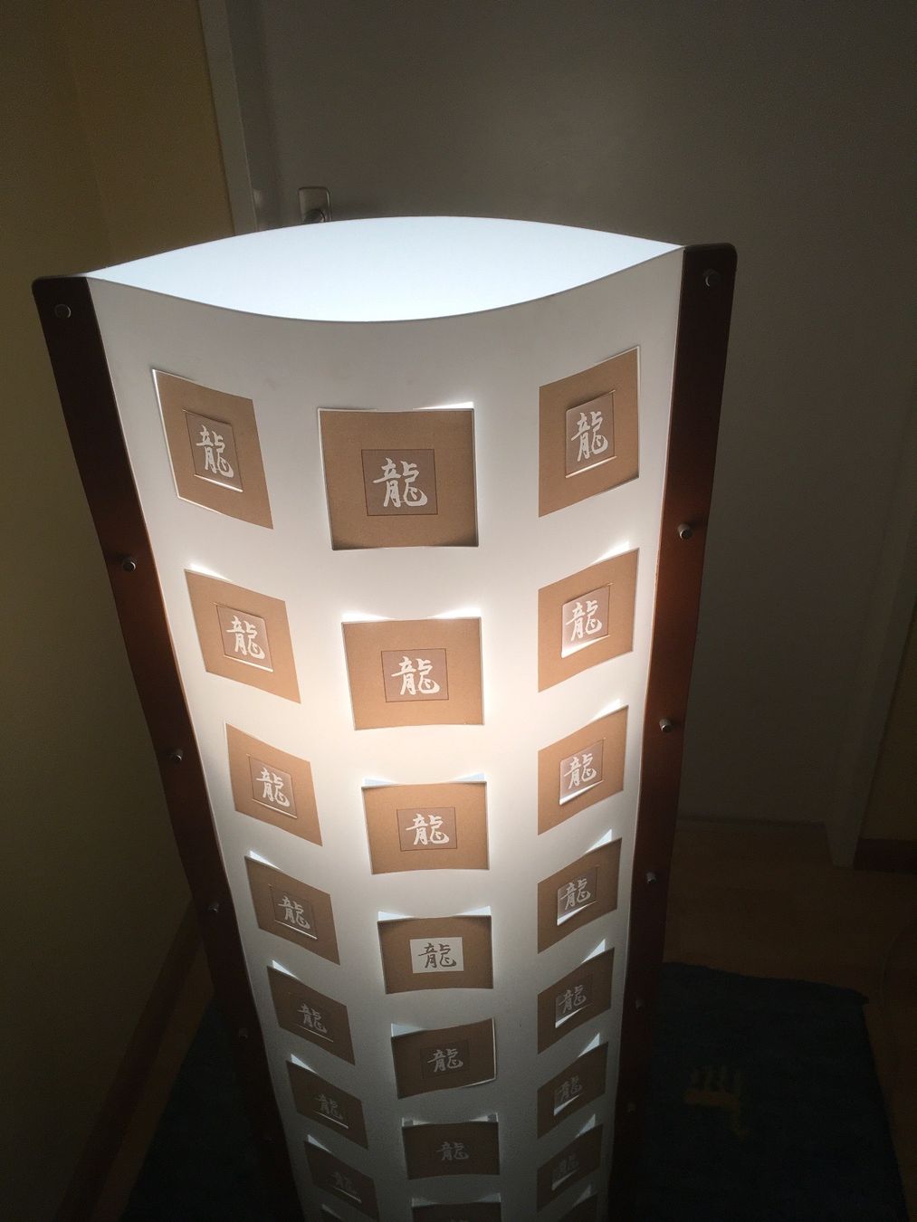 Lampade: Stehlampe Dragon ital.Design 2002 – Usato da Oberwil BL venduto da elk_wf5x 5