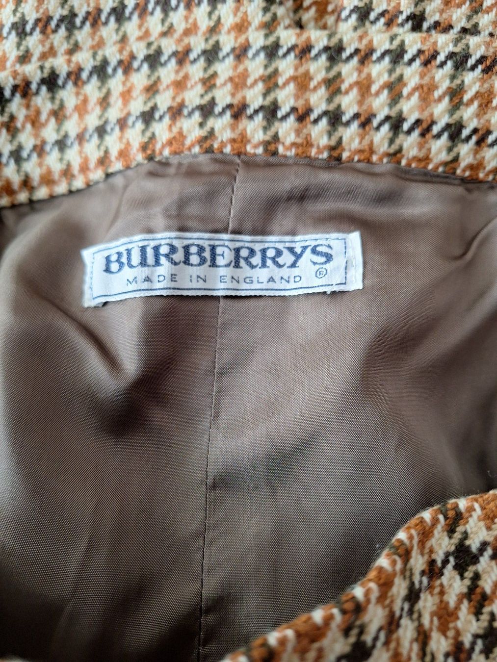Burberry Gonne: Jupe Burberry vintage, taille 36 – Usato da St-Triphon venduto da Jldr0 3