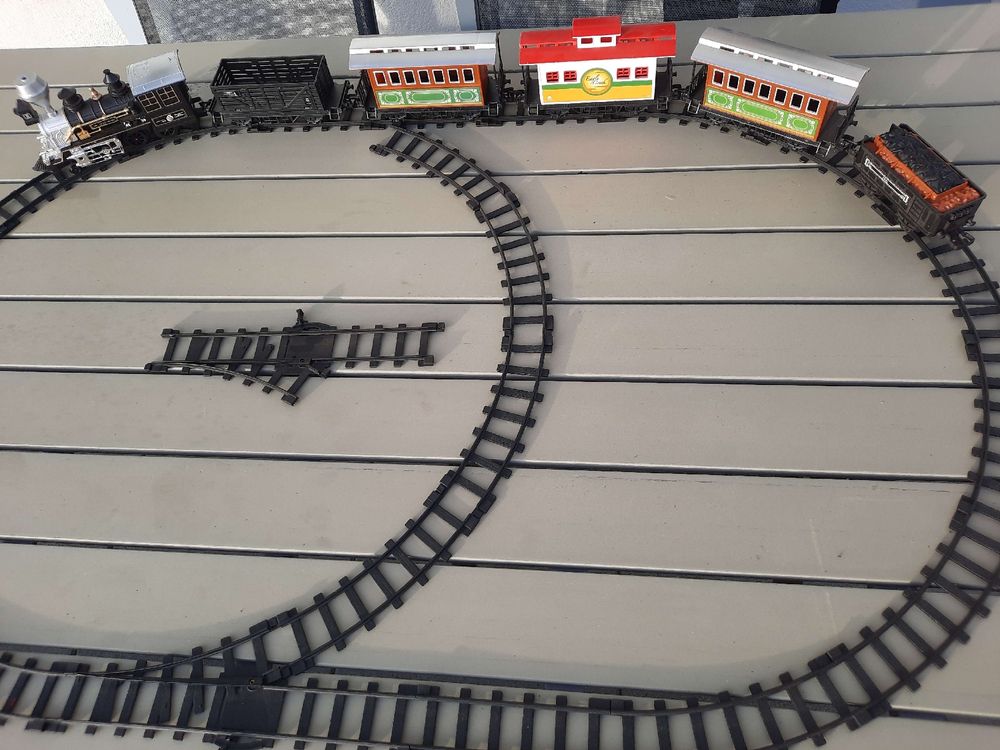 Joellfuner Holzeisenbahn Set - 92 Teile Spielzeugeisenbahn Mit Elektrischer Lok