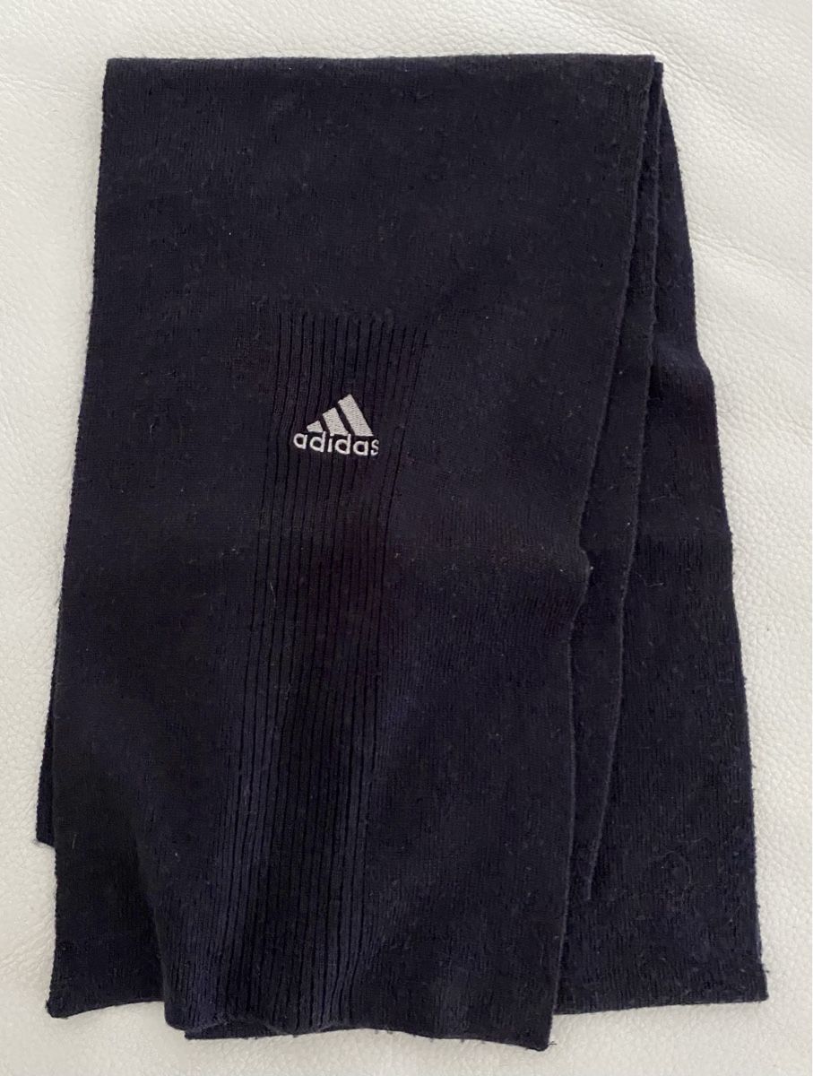 Foulards, Tücher & Schals: Adidas Schal – Gebraucht aus Opfikon von Luis144 1