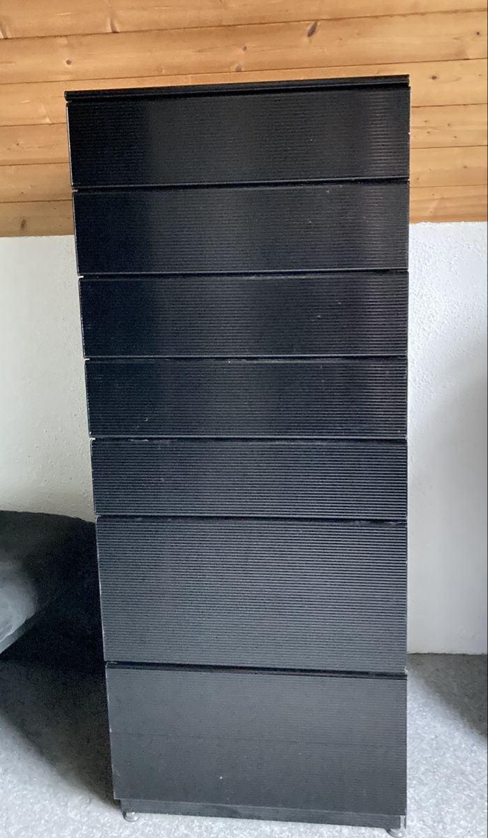 Cassettiere: Schwarze CAIMI EXPORT Alu-Kommode mit 7 Schubladen – Usato da Belp venduto da Doc_Matt_Rox