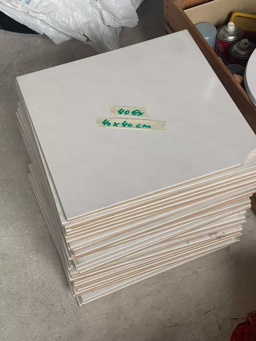 Rivestimenti per pavimenti: Steinplatten – Usato da Kriens venduto da werbef