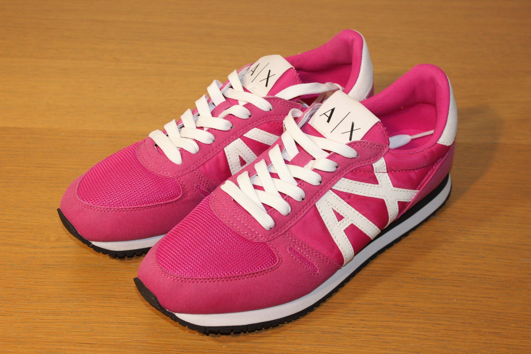Armani Chaussures femmes: Armani Exchange Sneaker, Gr-40, Neu – Neuf avec emballage d'origine à Basel par Mila_Graf 2