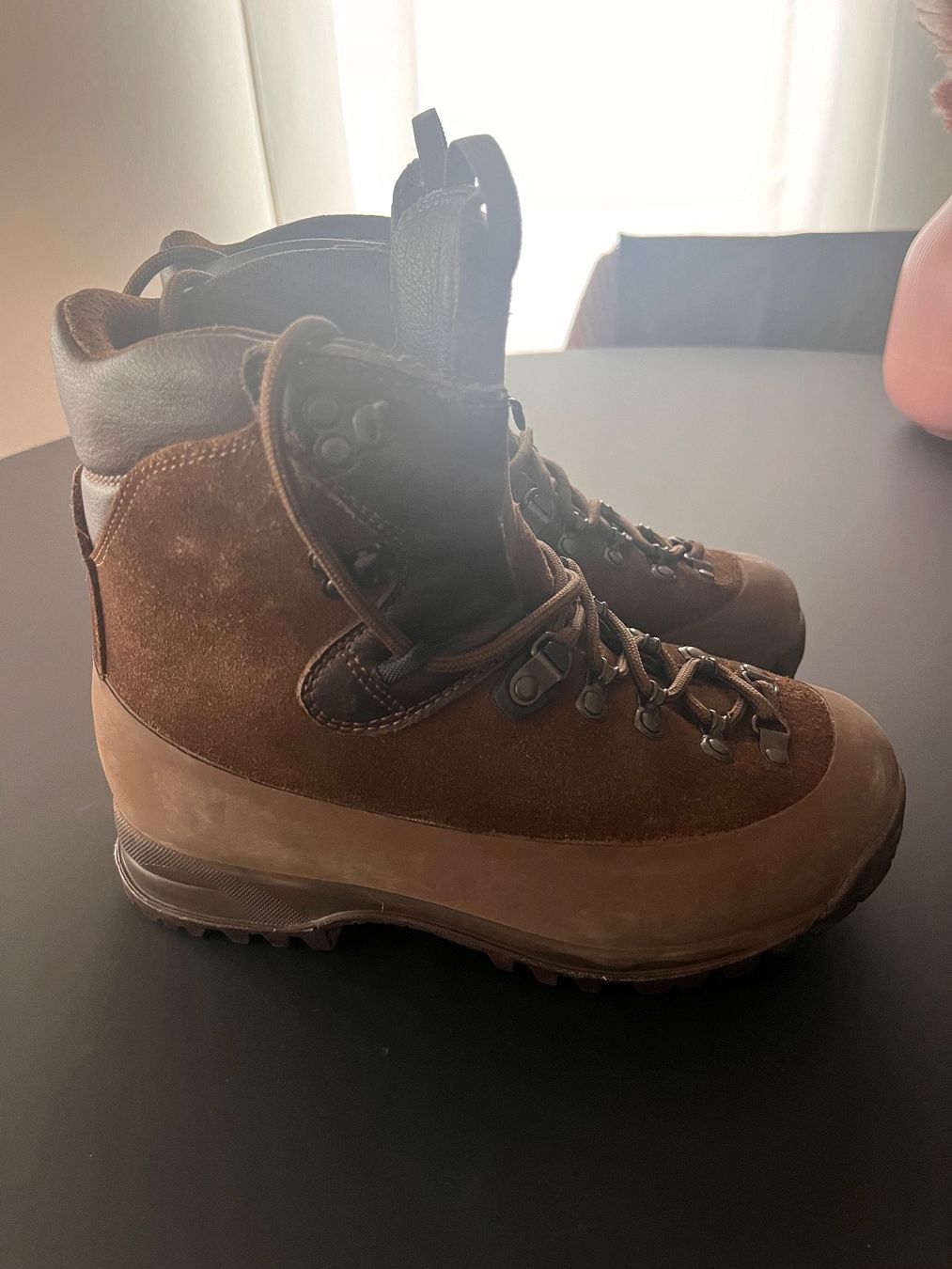 Meindl Scarpe da uomo: Meindl Wanderschuh Schweizer Armee – Usato da Bivio venduto da Alcatraz20 4