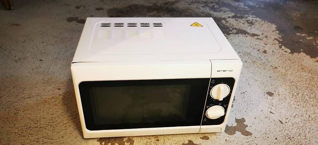 Cucine complete: microonde – Usato da Lamone venduto da osc_rr7v 1