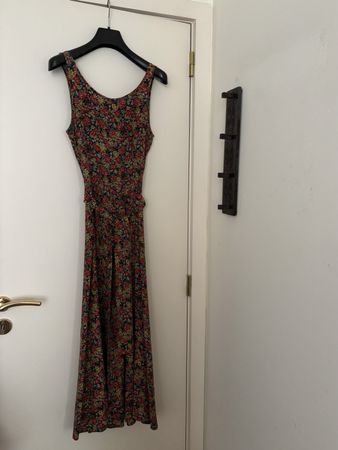 Summer Silk Dress - Perfect for Warm Days!