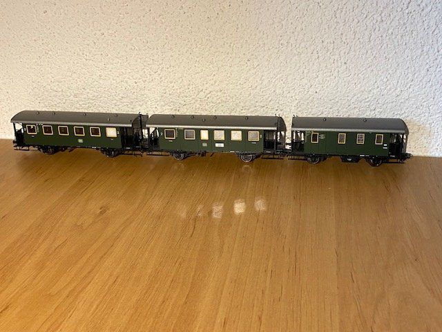 Märklin Trains électriques: Märklin 4301-4303 - 2X Abteilwagen + 1x Postwagen Bayern – Neuf avec emballage d'origine à Adelboden par diana_ch