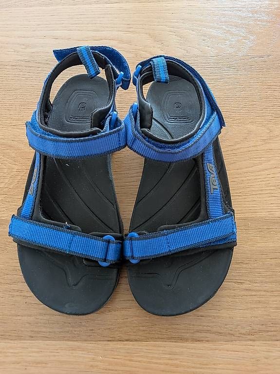 Schuhe für Jungen: Sandales enfant Tewa – Gebraucht aus Gland von OleksandrB