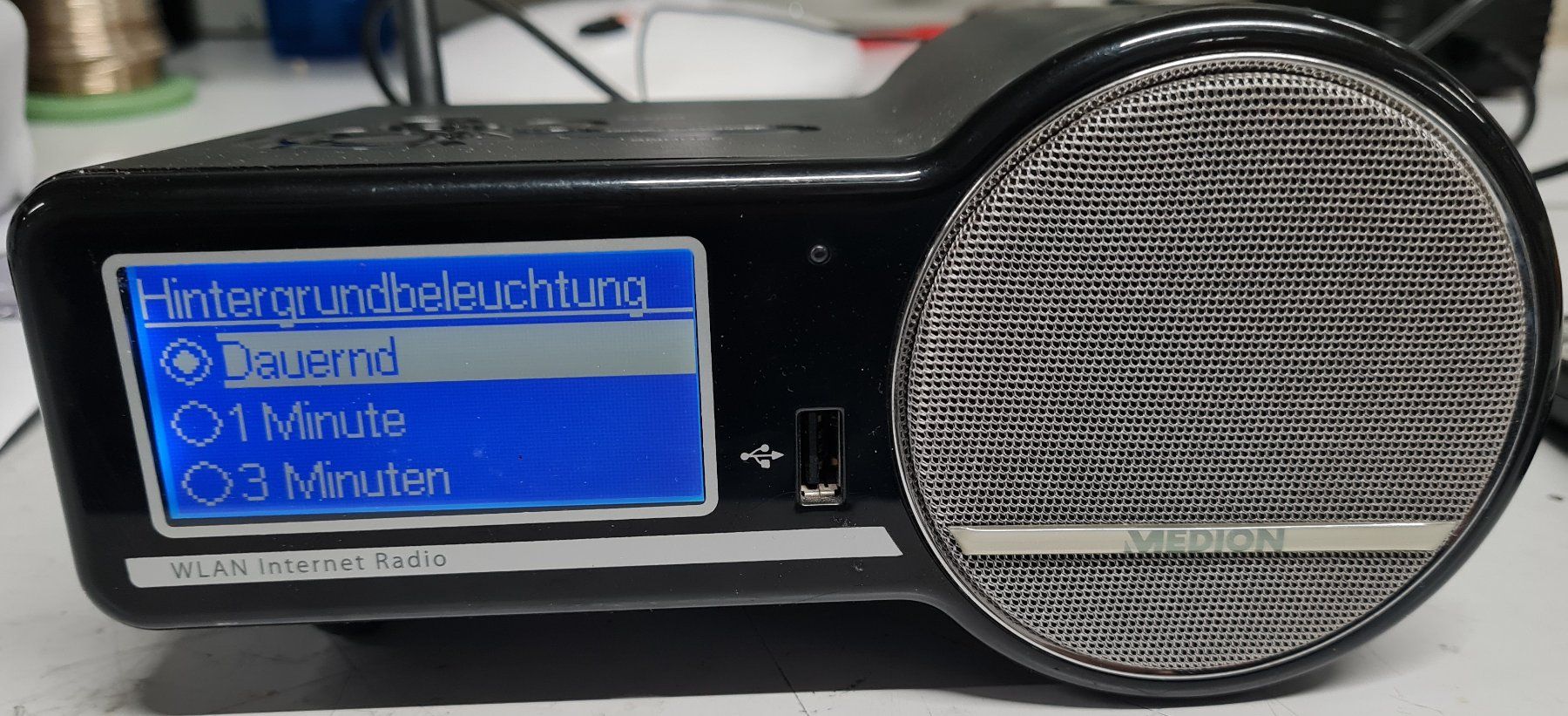 Medion Radio: Medion Internetradio, Wireless, FM, MP3, Wecker – Usato da Horw venduto da Arta20000 2