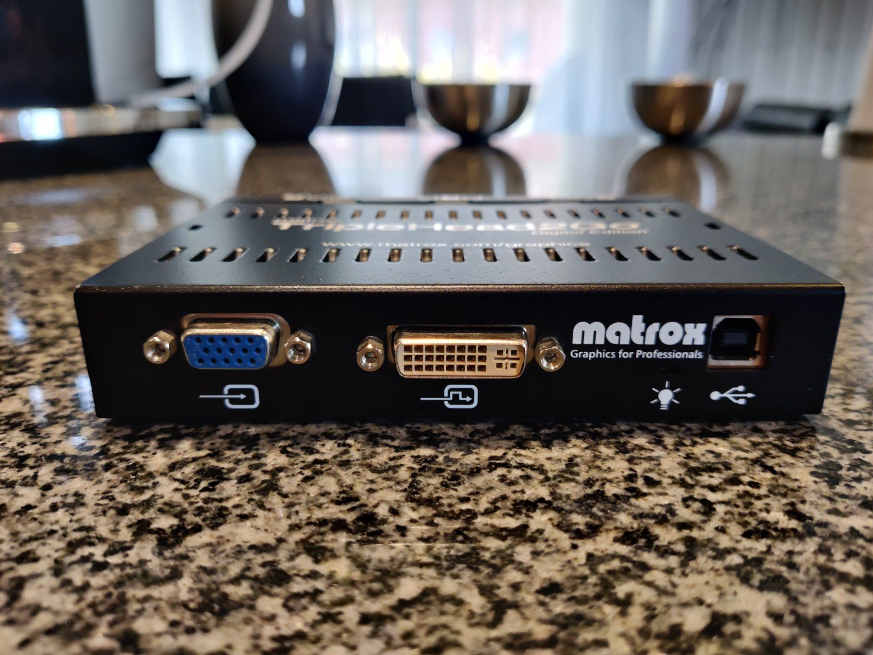 Matrox Lecteurs & Adaptateurs: Matrox TripleHead2Go – D'occasion à Sirnach par TheMrHuebi 1