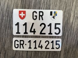 Graubünden Kontrollschild GR-114215 Hochformat