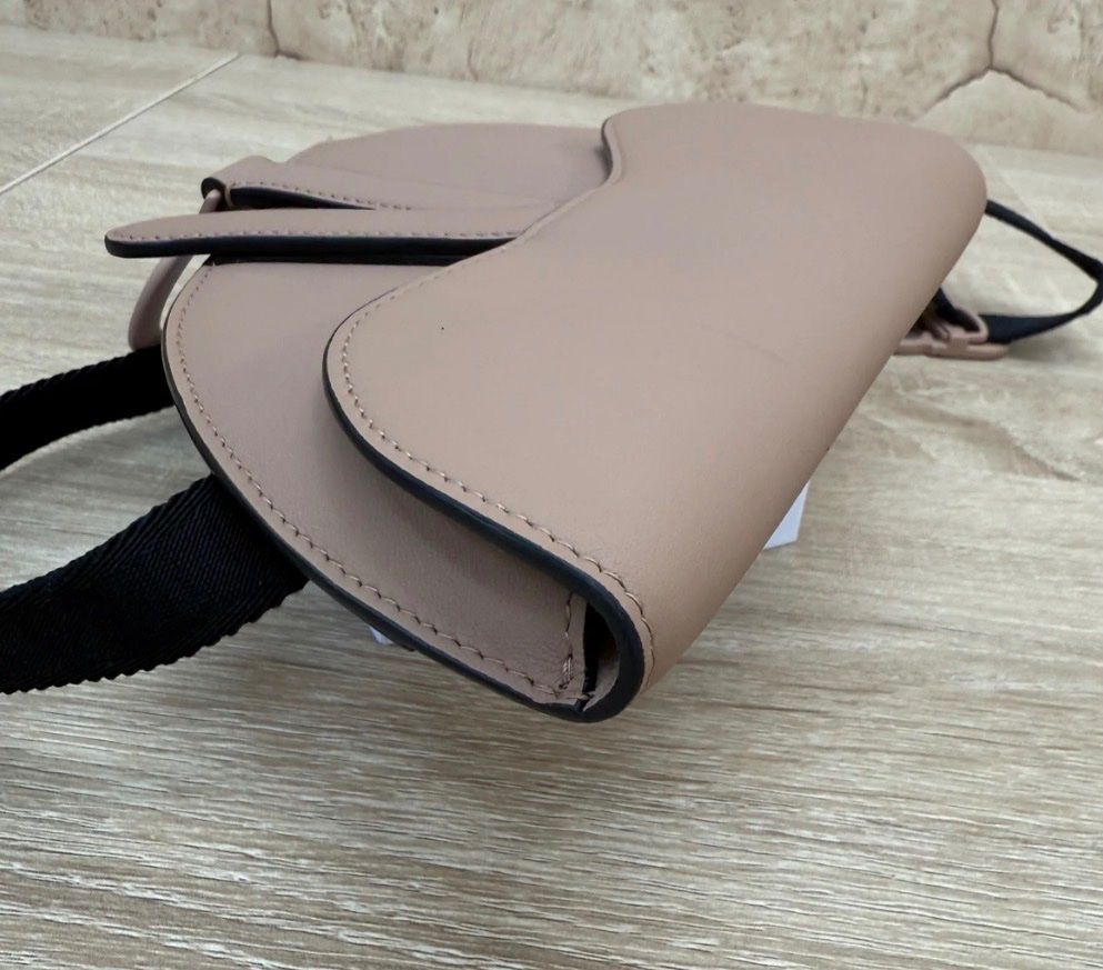Dior Sacs femmes: Dior Original Saddle Belt Bag nude – D'occasion à Regensdorf par KlangderWolken 1