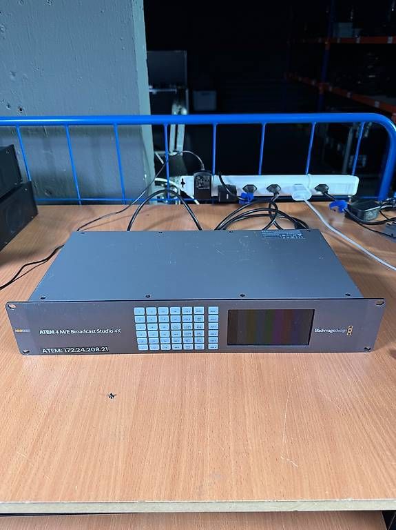 Sistema di controllo: Blackmagic Design ATEM 4 M/E Broadcast Studio 4K Mixer – Usato da Spreitenbach venduto da samsbird