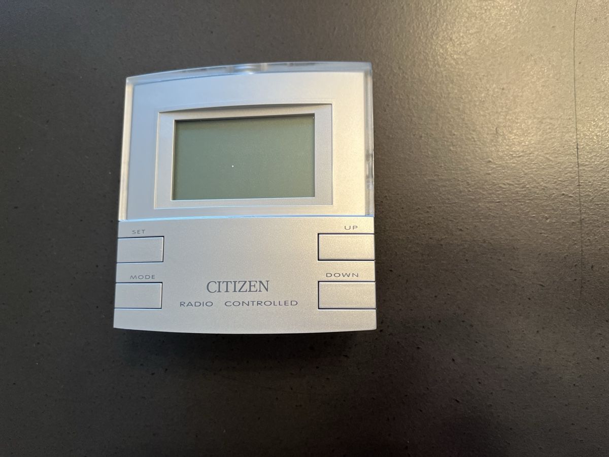 Réveils: Funkwecker Citizen – Neuf avec emballage d'origine à Beckenried par Beggo51