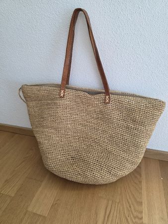 Strohtasche mit Lederhenkeln, naturfarben, gut erhalten