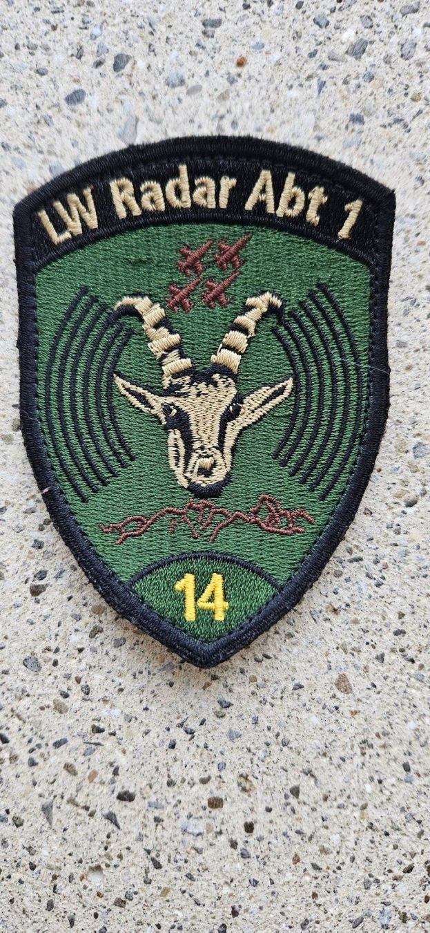 Schweizer Armee Plaketten & Abzeichen: *** Badge Luftwaffe mit klett *** – Neu und originalverpackt aus Riedholz von fr_sIruP