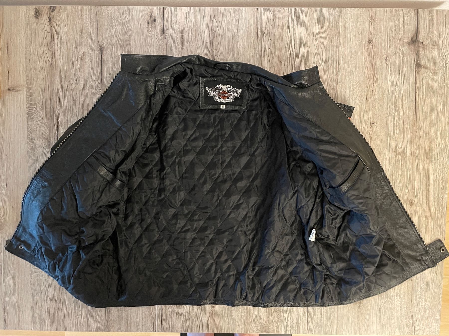 Harley-Davidson Jacken: Neue original Harley Davidson Lederjacke Grösse XL – Neu und originalverpackt aus Ins von creamo1 2