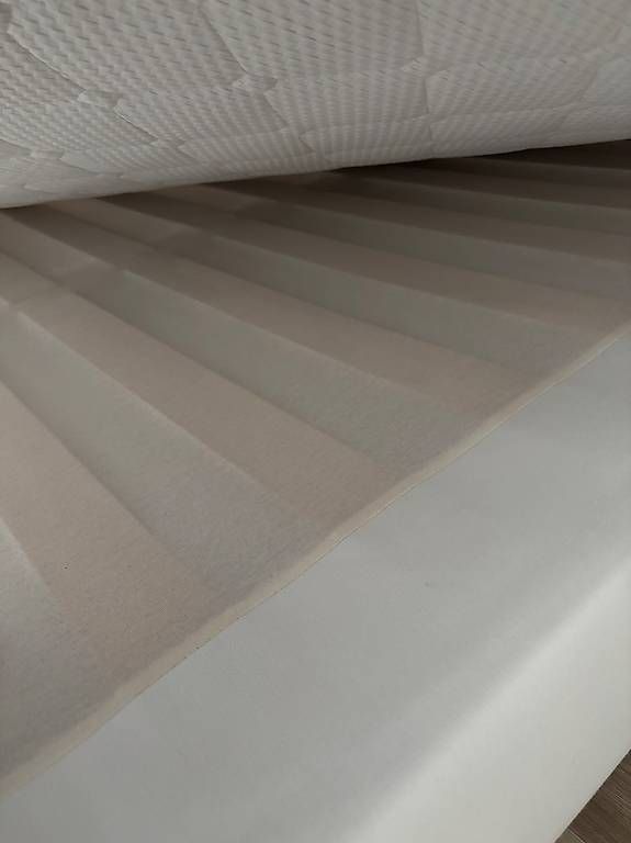 Letti: Bettgestell Weiss 140x200cm – Usato da Winterthur venduto da Saki02 1