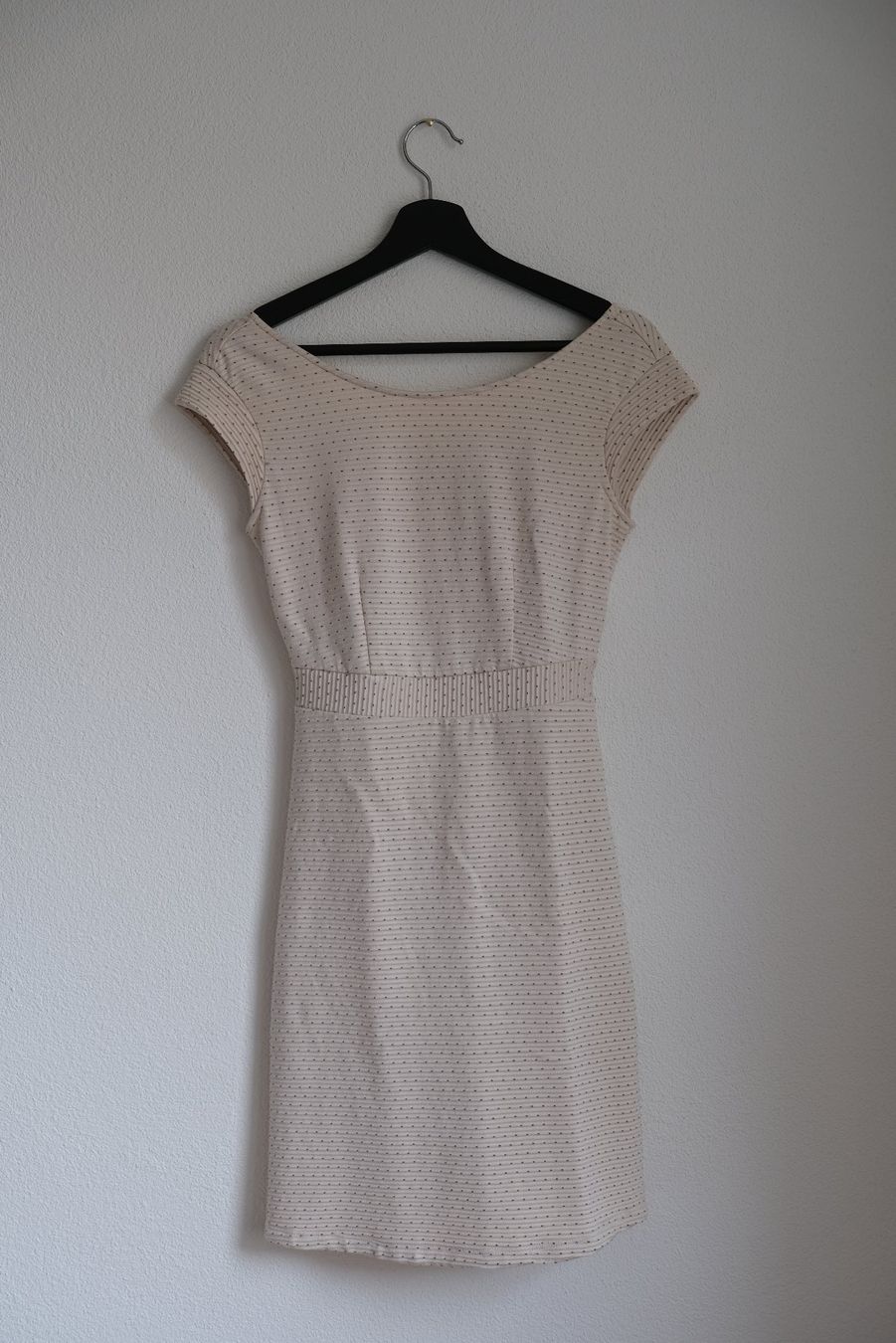 Kleider: Max&Co Kleid beige gepunktet – Gebraucht aus Zürich von sjoanne