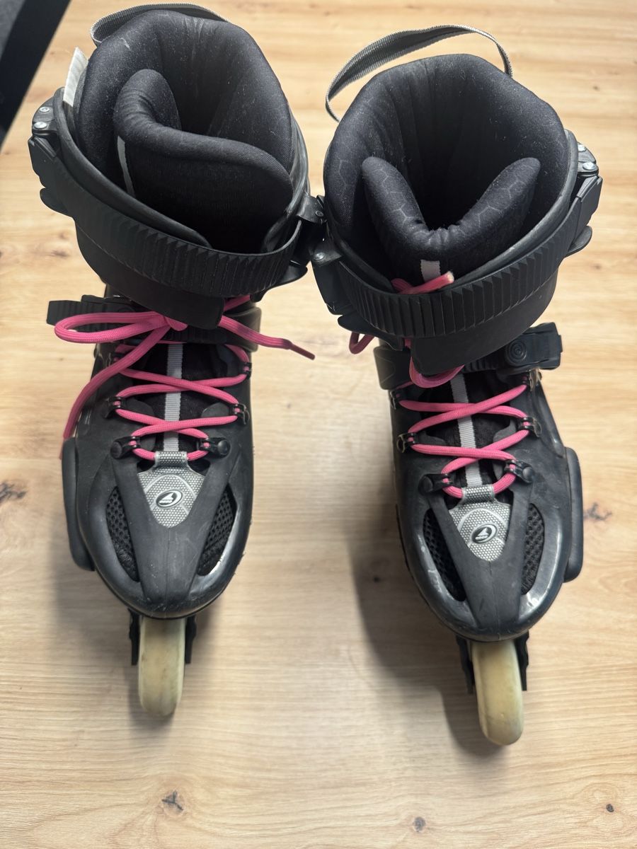 Pattini in linea & Pattini a rotelle: Rollerblades Twister 80 mit Schoner – Usato da Kappel SO venduto da miflo98 1