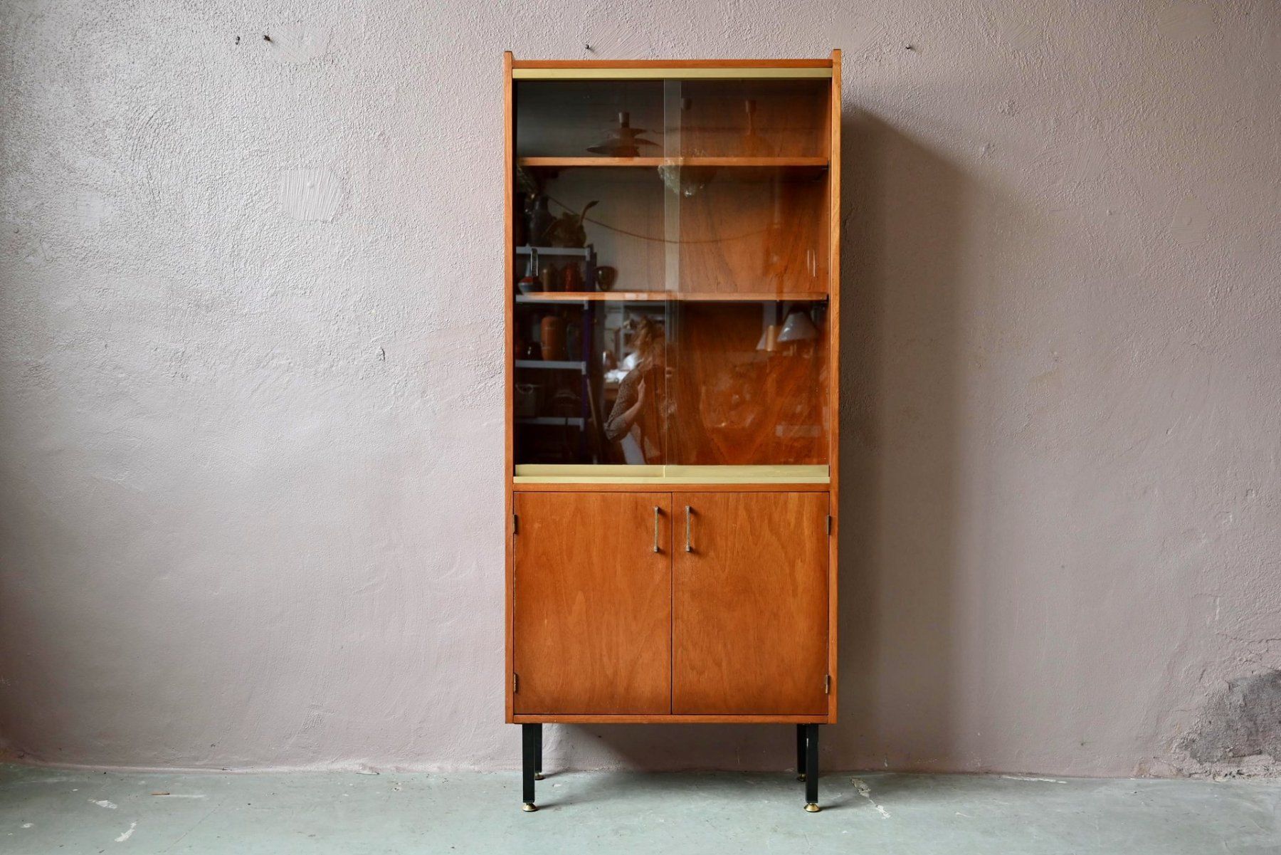 Vetrine: Bibliothèque vitrine design années 60 teck – Usato da COLMAR venduto da Sophiebellelurette 5