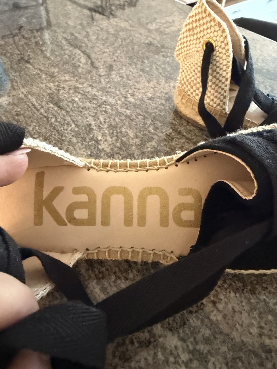 Scarpe da donna: Kanna Espadrilles Schwarz Gr. 36 Neu! – Nuovo (secondo la descrizione) da Langnau am Albis venduto da Schneeflocke92 3