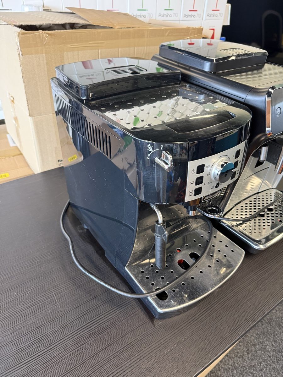Kaffeemaschinen & Espressomaschinen: Kaffemaschine 2 Stück ab 1.- – Defekt aus Rothrist von jr_returns 1