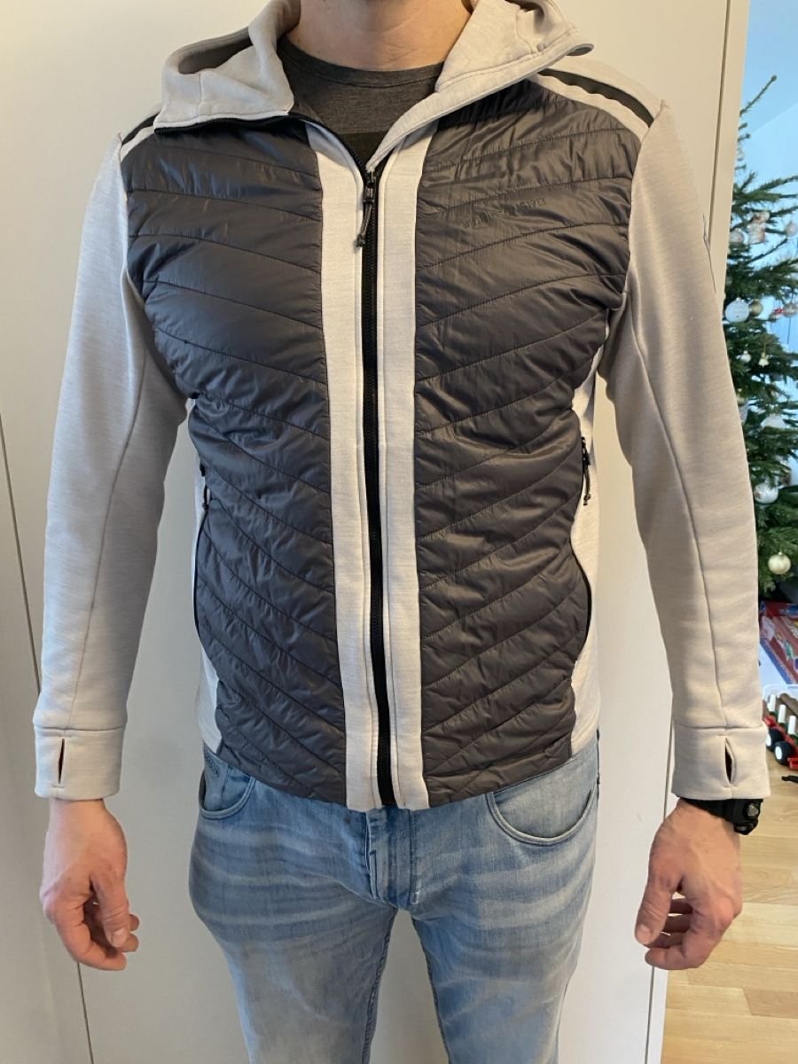 Didriksons Giacche: Hoodie – Usato da Eich venduto da MJZ 1