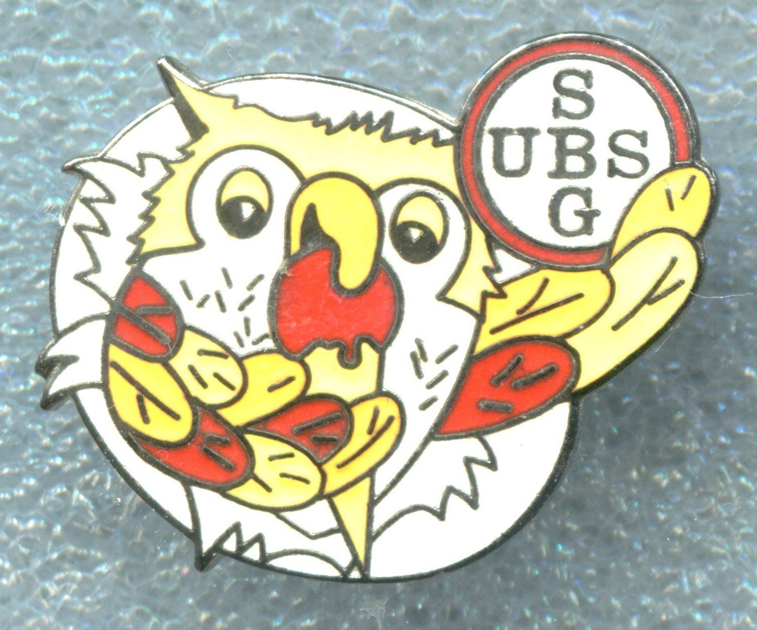 UBS Plaketten & Abzeichen: UBS  Eule – Gebraucht aus Winterthur von Sammleroase