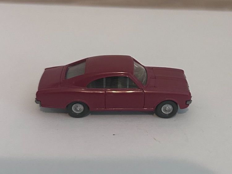 Wiking Modellautos: Wiking 8c Opel Comodore – Gebraucht aus Goldach von Manyro55 1