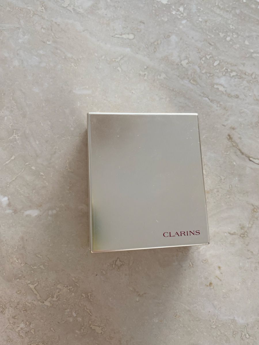 Clarins Maquillage: CLARINS Puder – D'occasion à Emmen par Linda-Bachmann 1