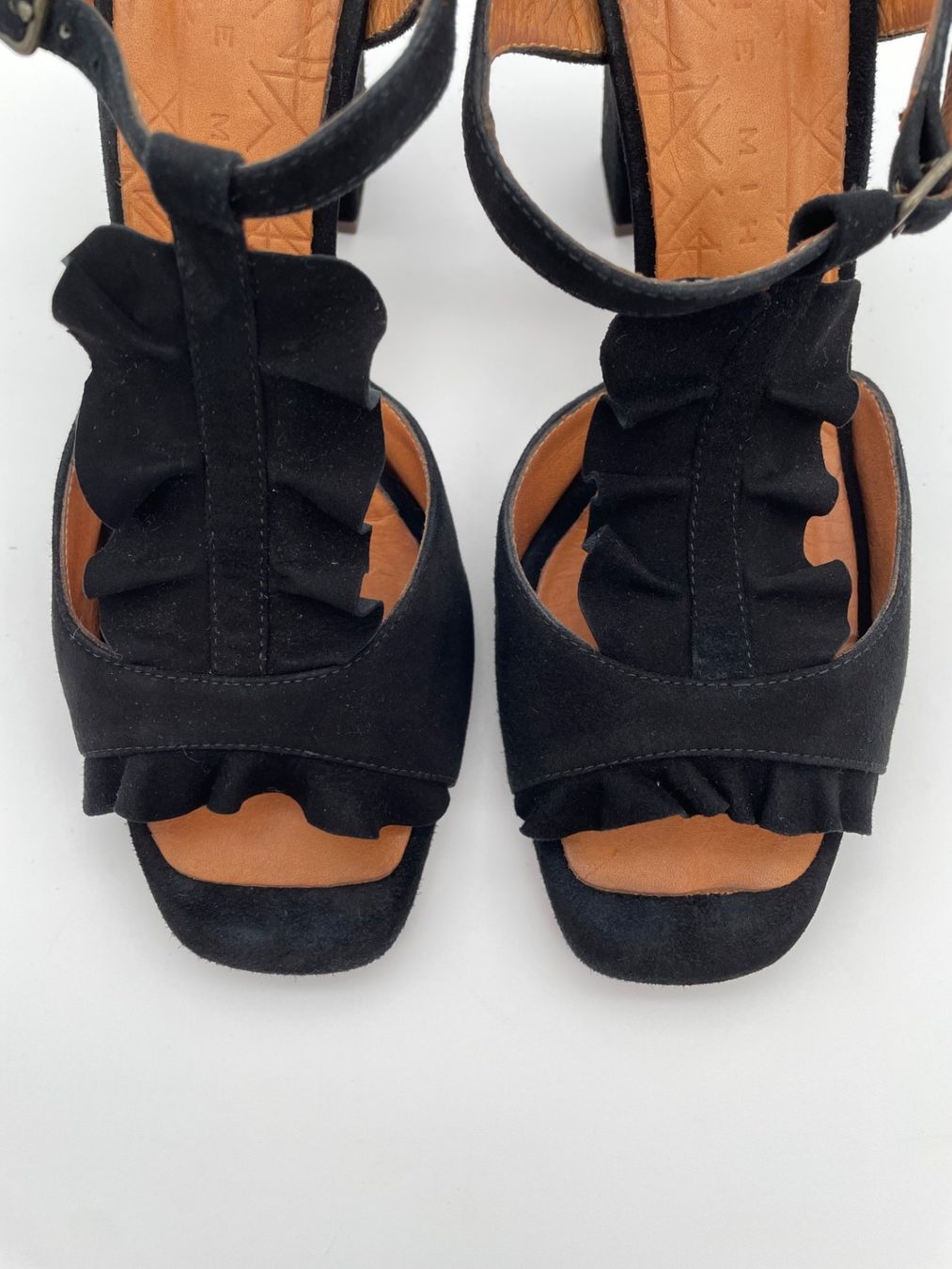 Chie Mihara Scarpe da donna: Chie Mihara Laubo Sandale mit Absatz EU 39 Schwarz – Usato da Zürich venduto da shoe_shop 4
